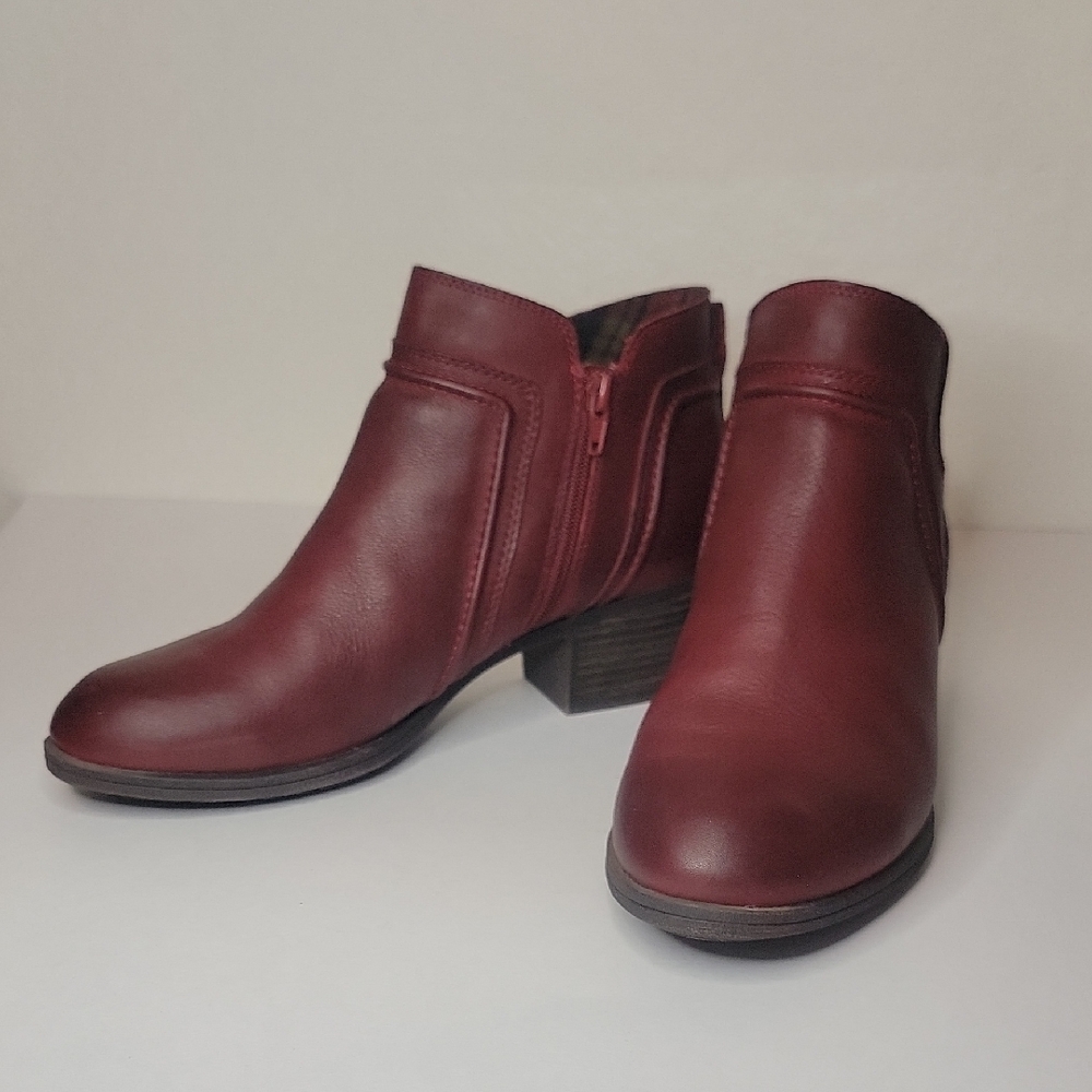 Cobb Hill by Rockport Red Ankle Booties